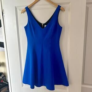 Amanda Uprichard 100% Silk Skater Style Dress, size small blue